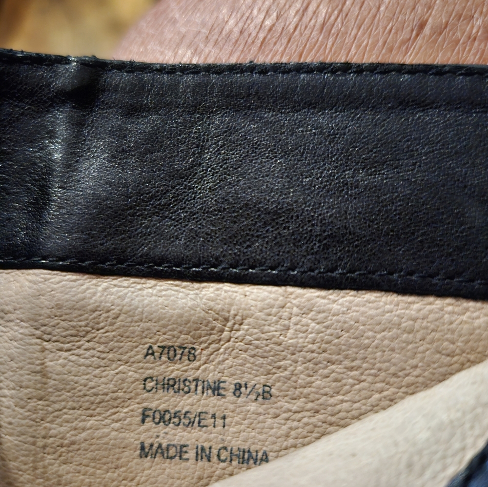 Coach Christine black leather supple pull on riding flat boots 8.5M $398 retail - Picture 7 of 8